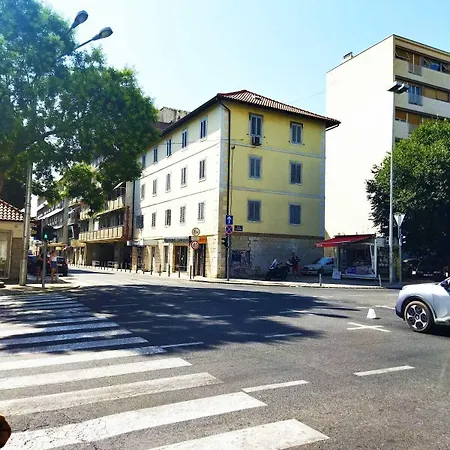 Felicitas At The Center Near The Апартаменти