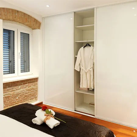 Felicitas At The Center Near The Апартаменти