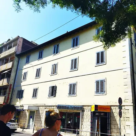 Apartment Luxury Felicitas At The Center Near The Split